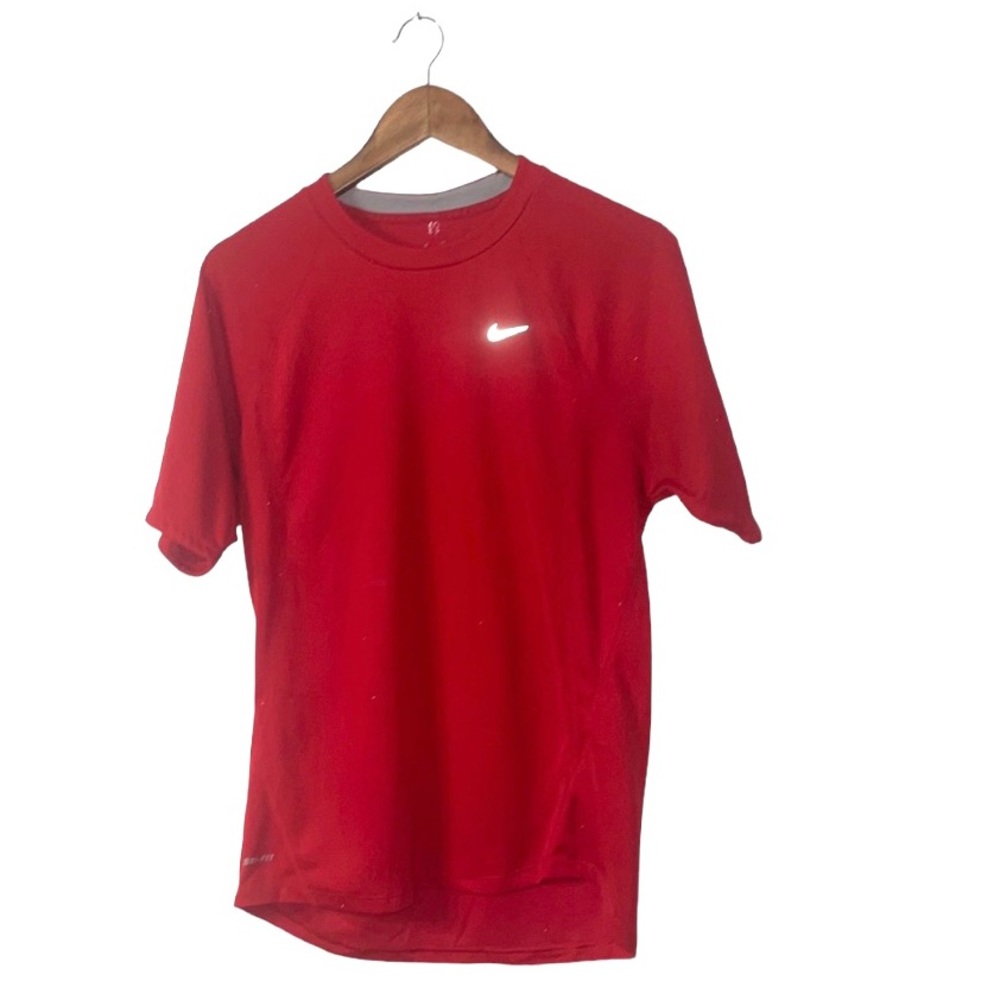 Nike Dri-Fit Red Short Sleeve Tee Shirt Casual Workout Size Small